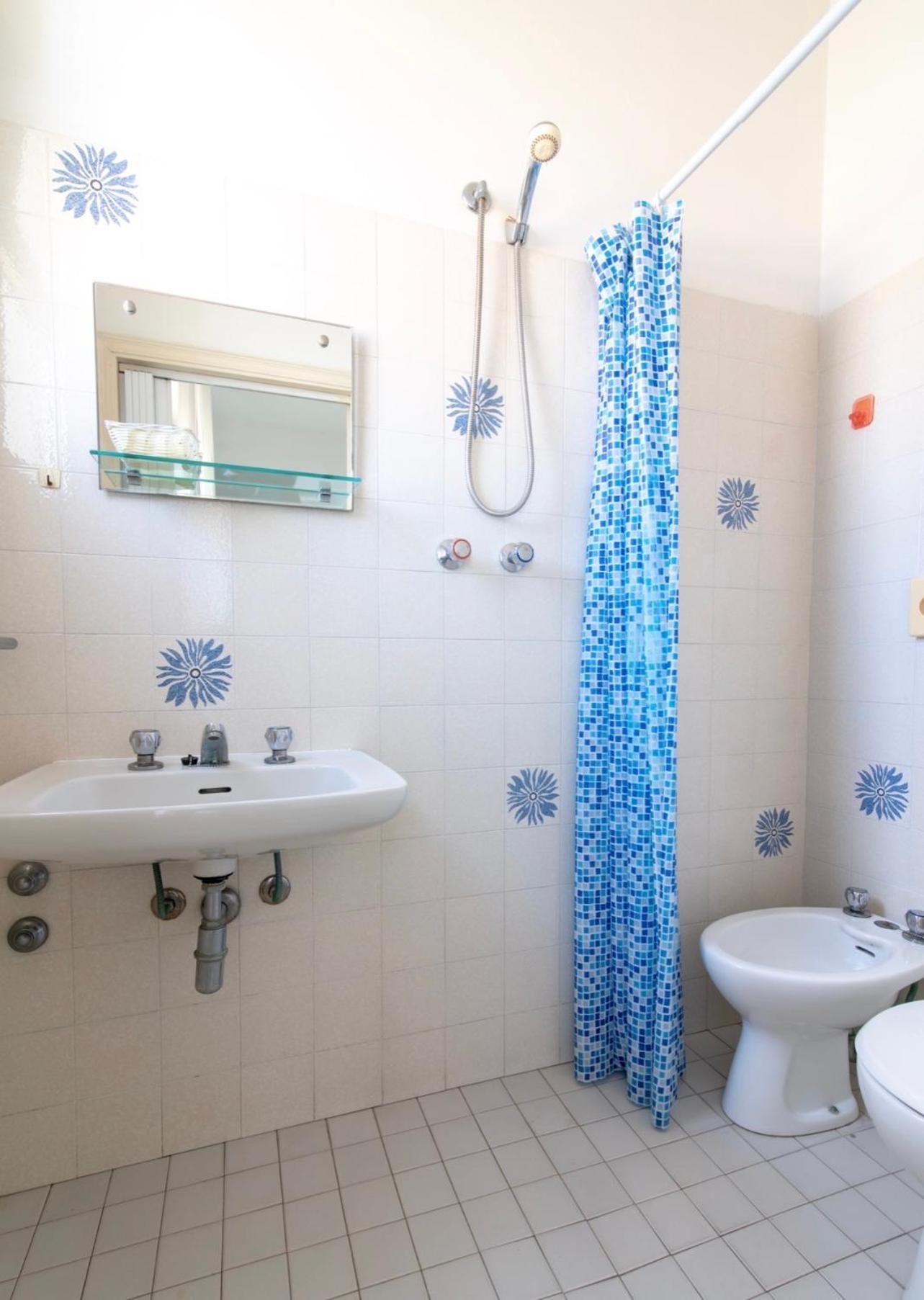 קאטוליקה Hotel Miro מראה חיצוני תמונה