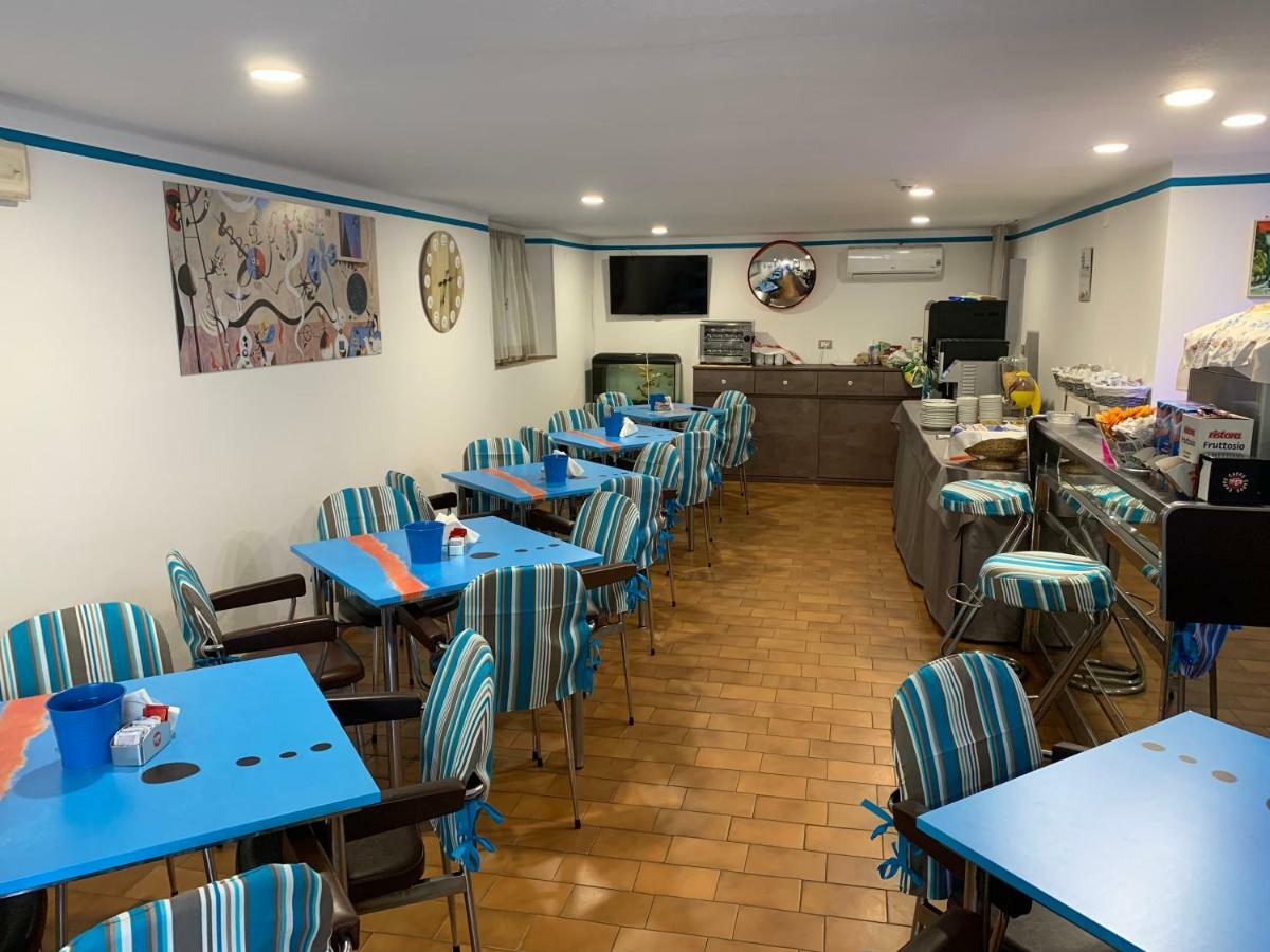 קאטוליקה Hotel Miro מראה חיצוני תמונה